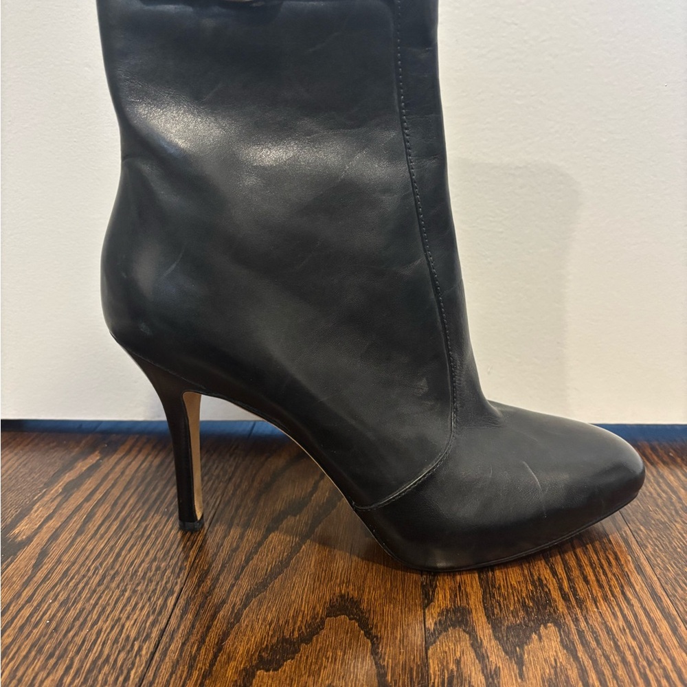 NEVER WORN Via Spiga Black High Heel Boots